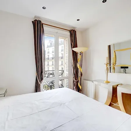 Bright Spacious 2p - Eiffel Tower Auteuil Apartmán *