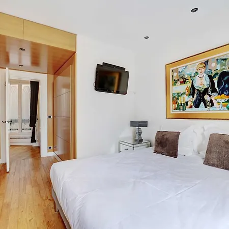Bright Spacious 4p Eiffel Tower Auteuil