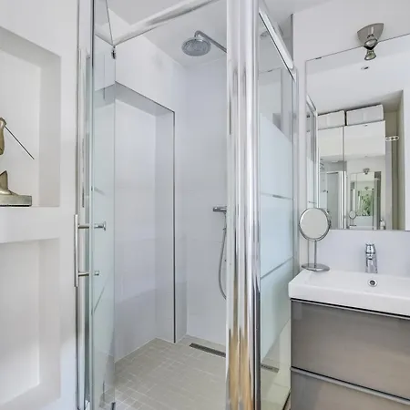 Bright Spacious 4p Eiffel Tower Auteuil Apartman Párizs