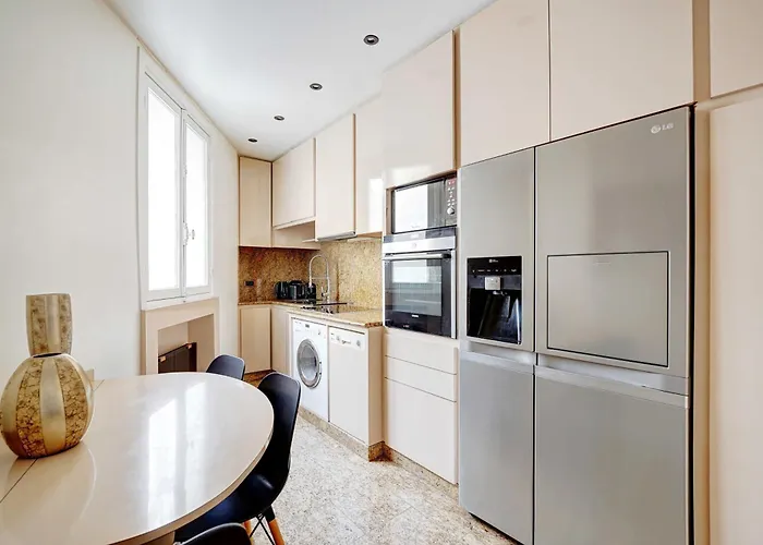 Bright Spacious 2p - Eiffel Tower Auteuil 公寓